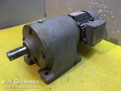 Gear motor 0.37 kW 106 rpm SEW Eurodrive R60DT71D4