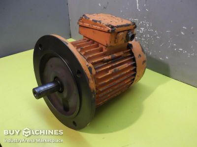 Electric motor 1.5 kW 940 Rpm SEW DF100L-6