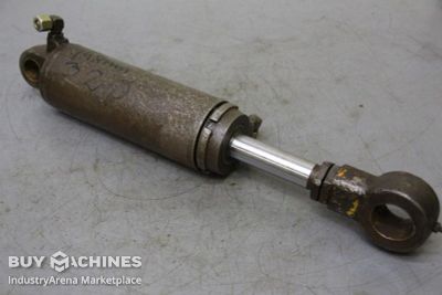Hydraulic cylinder unbekannt Hub 148 mm