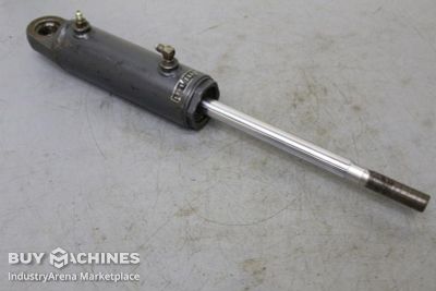 Hydraulic cylinder unbekannt Hub 77 mm