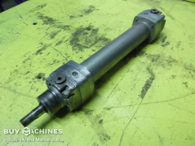Pneumatic cylinders unbekannt Hub 220 mm