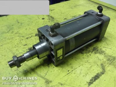 Pneumatic cylinder Martonair RM/8080 R  Hub 100 mm