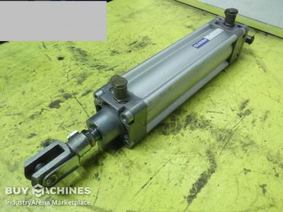 Pneumatikzylinder Festo Hub 200 mm