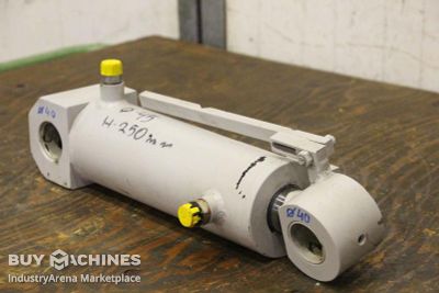 Hydraulic cylinder GSL German Standard Lift D080045AAV10170
