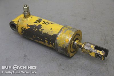 Hydraulic cylinder unbekannt Hub 30 mm