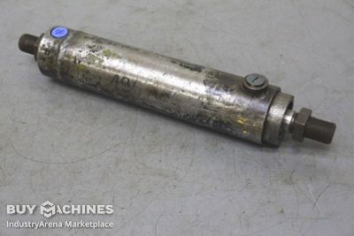 Hydraulikzylinder unbekannt Hub 190 mm