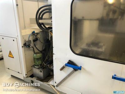 Tool Room Milling Machine - Universal MIKRON UME 600