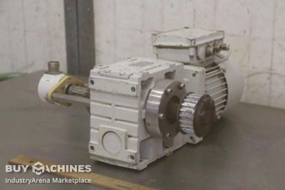 Getriebemotor 0,25 kW 44 U/min Lenze GSS04-2M SAR 07- -B