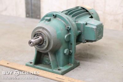 Gear motor 0.12 kW 106 U/min Cebeha C30-63K/4DC