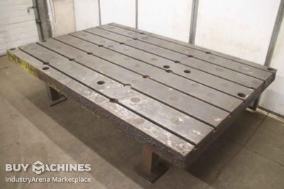 Clamping plate with T-slots unbekannt 3000/2000/H800 mm