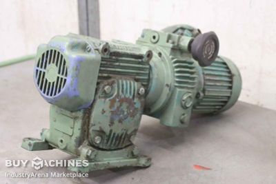 adjustable gear motor 0.37 kW 14.3 -2.4 rpm Lenze 11 592 03 06 0  i= 1:6