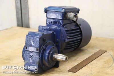 Getriebemotor 0,55 kW 93 U/min Nord SK 530SU-80S/4BRE8