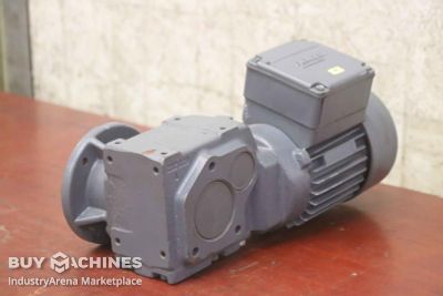 Geared motor 0.06 kW 5 rpm Flender CF 10-G56S/4