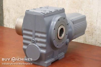 Getriebemotor 0,55 kW 6,4 U/min SEW-Eurodrive SA77 DAS90S4/TF/IS