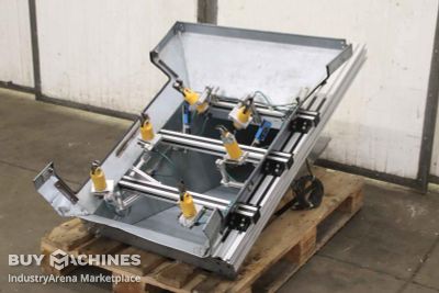 Injection molding cutting device unbekannt für Spritzgießmaschine