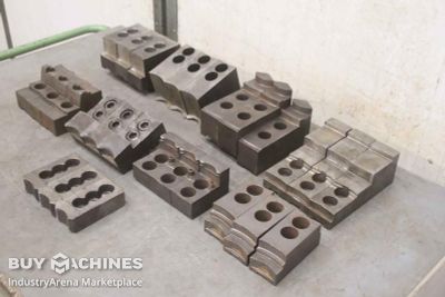 Interchangeable jaw attachments 9 sets unbekannt Breite 60 mm