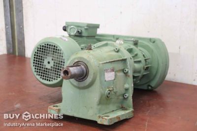 regelbarer Getriebemotor 1,1 kW  30 - 5,1 U/min Lenze Adda 12.602.16.1.1  11.452.16.16.3  TFCP 100LB-8