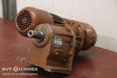 regelbarer Getriebemotor 0,25 kW  18-3,7 U/min Lenze HEW 11 33 10 12 1  RF 71K-B0,8/