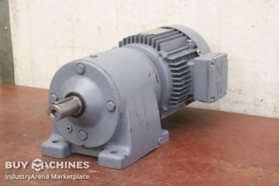 Gear motor 1.5 kW 66 rpm SEW-Eurodrive R60DT90L4