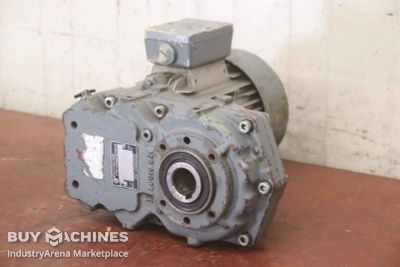 Gear motor 0.75 kW 136 rpm Nord SK 2080A-80 L/4