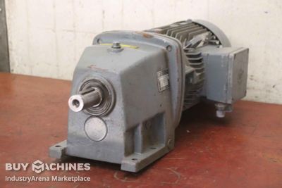 Gear motor 3 kW 218 rpm Nord SK 22-100 L/40 TF  SK 100L/40