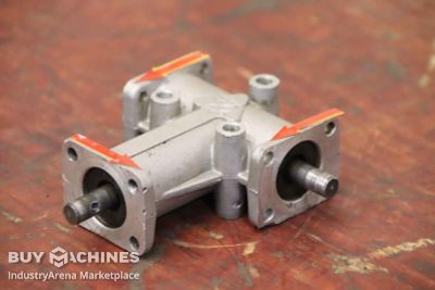 Gearbox 1:1 ZD 98/97/33 mm