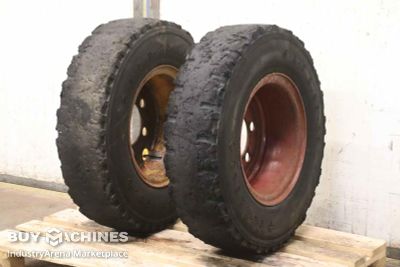 Solid rubber tires 2 pieces Gumasol G.L.E  8.25-15  6.0-15