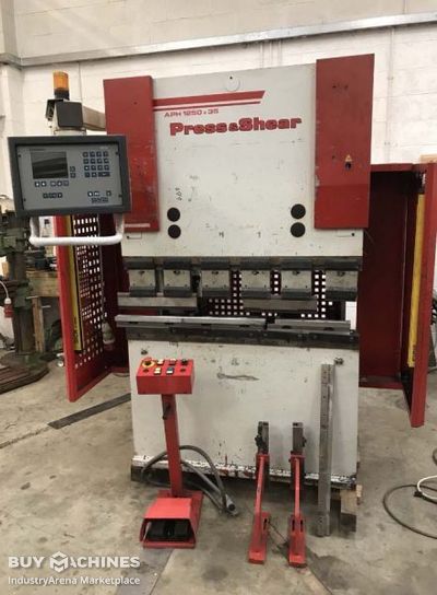 Baykal APH 1200 x 35 ton Pressbrake