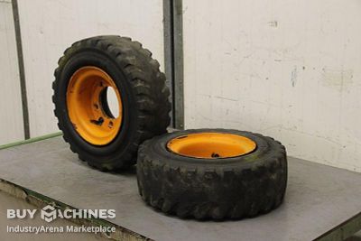 Solid rubber tires 2 pieces Continental 18x7-8