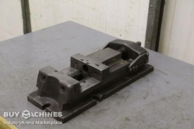 Machine vice Unbekannt 153 mm