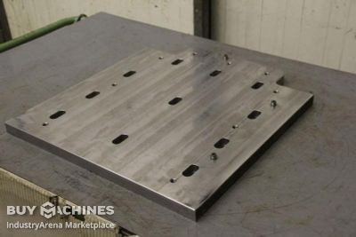 Clamping plate with grooves unbekannt 525/585/H28 mm
