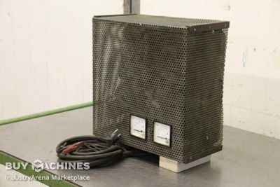 24 V charger for forklifts unbekannt* Anschluss 220 Volt