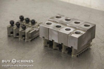 Interchangeable jaws four-jaw chuck 2 sets Röhm ID.: 107546